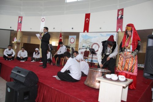 Üniversite’de Geleneksel Aşure Etkinliği Düzenlendi