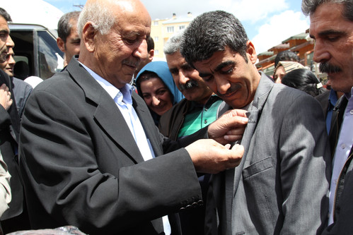van-ak-parti-hdp-1.jpg