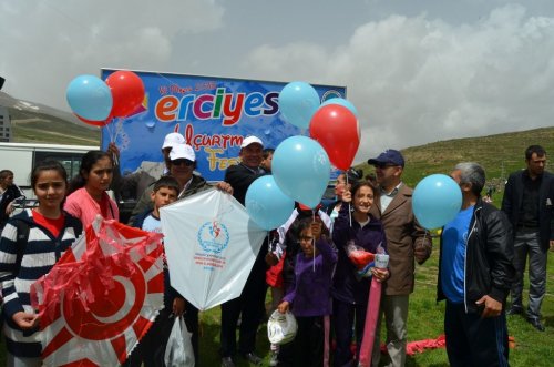 Zirvede Uçurtma Festivali
