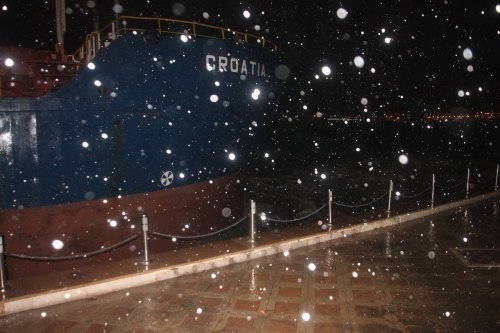 Zonguldak'ta Kuru Yük Gemisi Karaya Oturdu