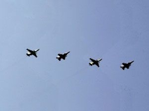 Türkiye ve Azerbaycan uçaklarından ortak tatbikat