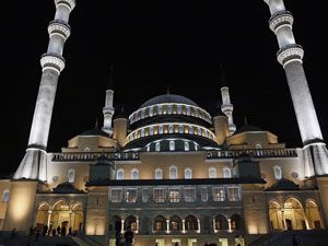 Türkiye’de Regaip Kandili coşkusu