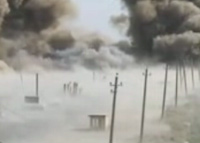 IRAK'TA ABD ASKERI KONVOYU HAVAYA UCUYOR
