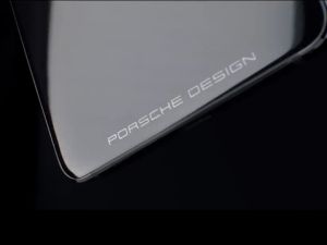 Huawei Mate 10 Pro Porsche Design fiyatıyla dudak uçuklatıyor