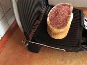 Sosyal medyayı sallayan kıymalı tost